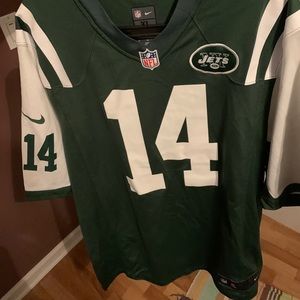 New York Jets Sam Darnold jersey in green